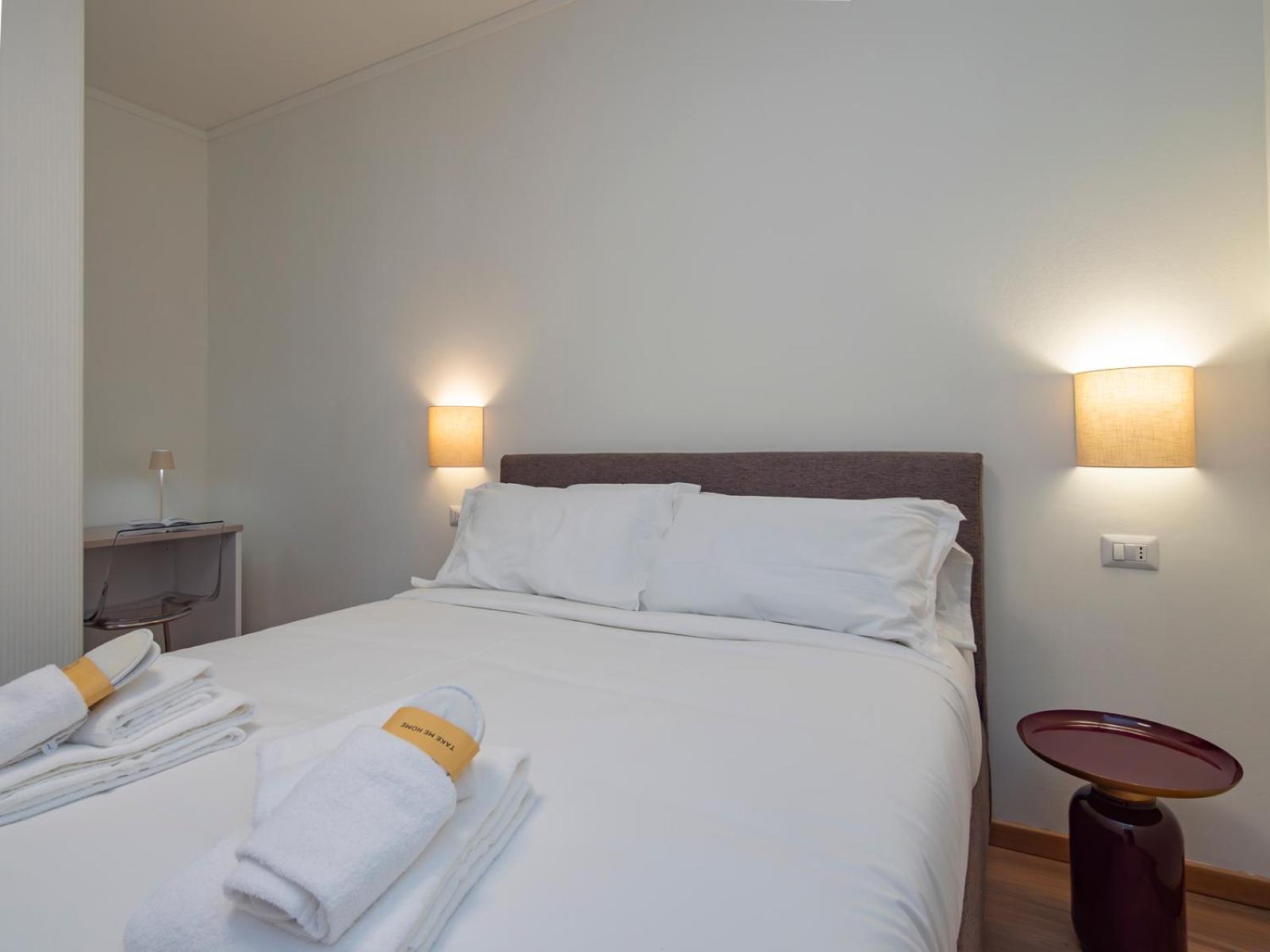 Spacious 2bdr With Balcony Arco-sempione Area, By Rentopolis Apartment Mailand