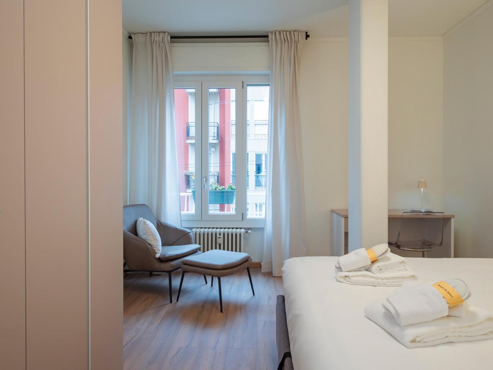 Spacious 2bdr With Balcony Arco-sempione Area, By Rentopolis Mailand
