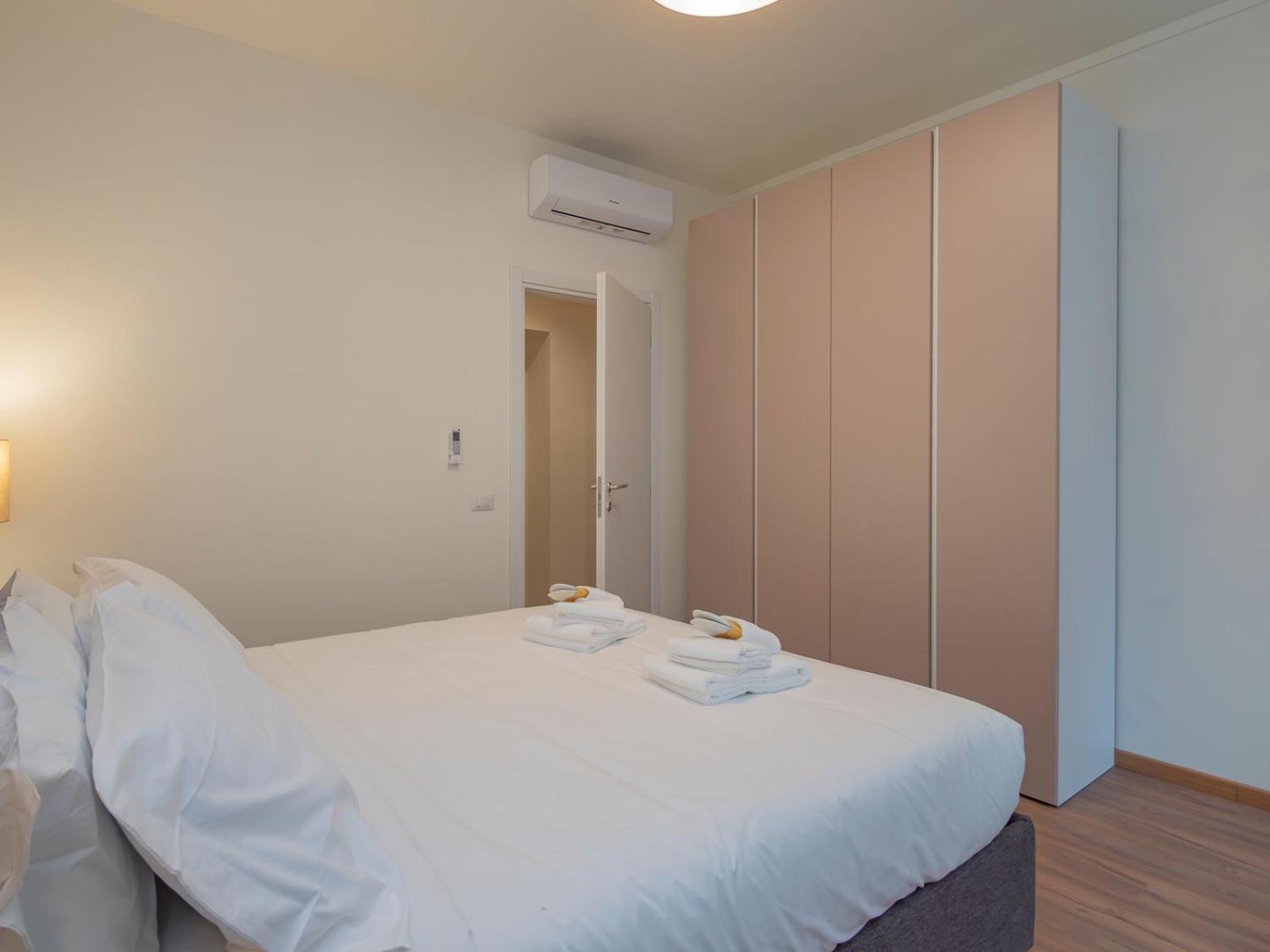 Apartment Spacious 2bdr With Balcony Arco-sempione Area, By Rentopolis *