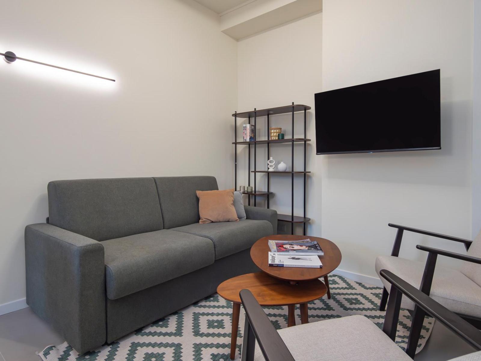 Apartment Spacious 2bdr With Balcony Arco-sempione Area, By Rentopolis Mailand
