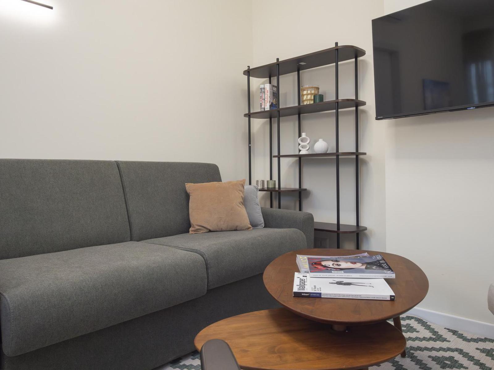 Spacious 2bdr With Balcony Arco-sempione Area, By Rentopolis Apartment Mailand