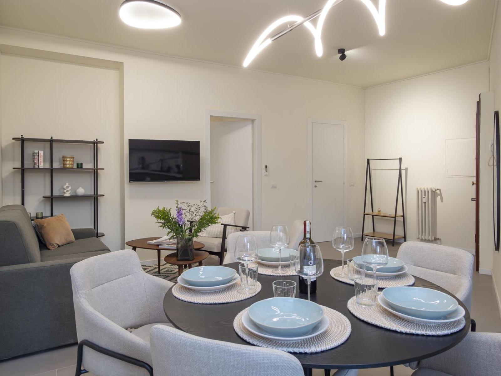 Apartment Spacious 2bdr With Balcony Arco-sempione Area, By Rentopolis *
