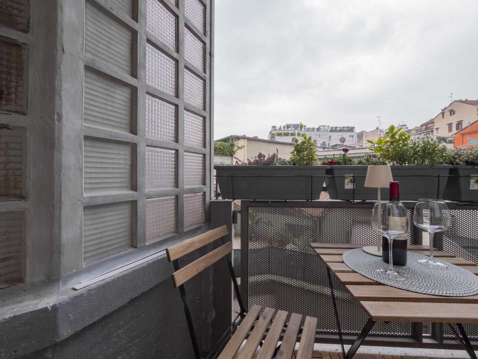 Spacious 2bdr With Balcony Arco-sempione Area, By Rentopolis Mailand
